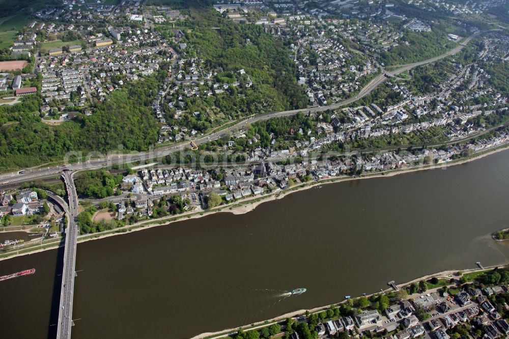 Aerial image Koblenz OT Pfaffendorf - Cityscape on the banks of the Rhine course of Koblenz-Pfaffendorf in the state of Rhineland-Palatinate