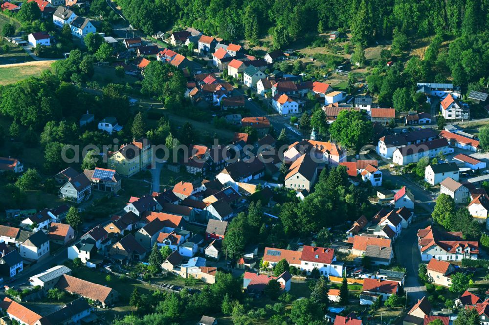 Aerial photograph Martinroda - City view of the inner city area in the valley surrounded by mountains in Martinroda in the state Thuringia, Germany