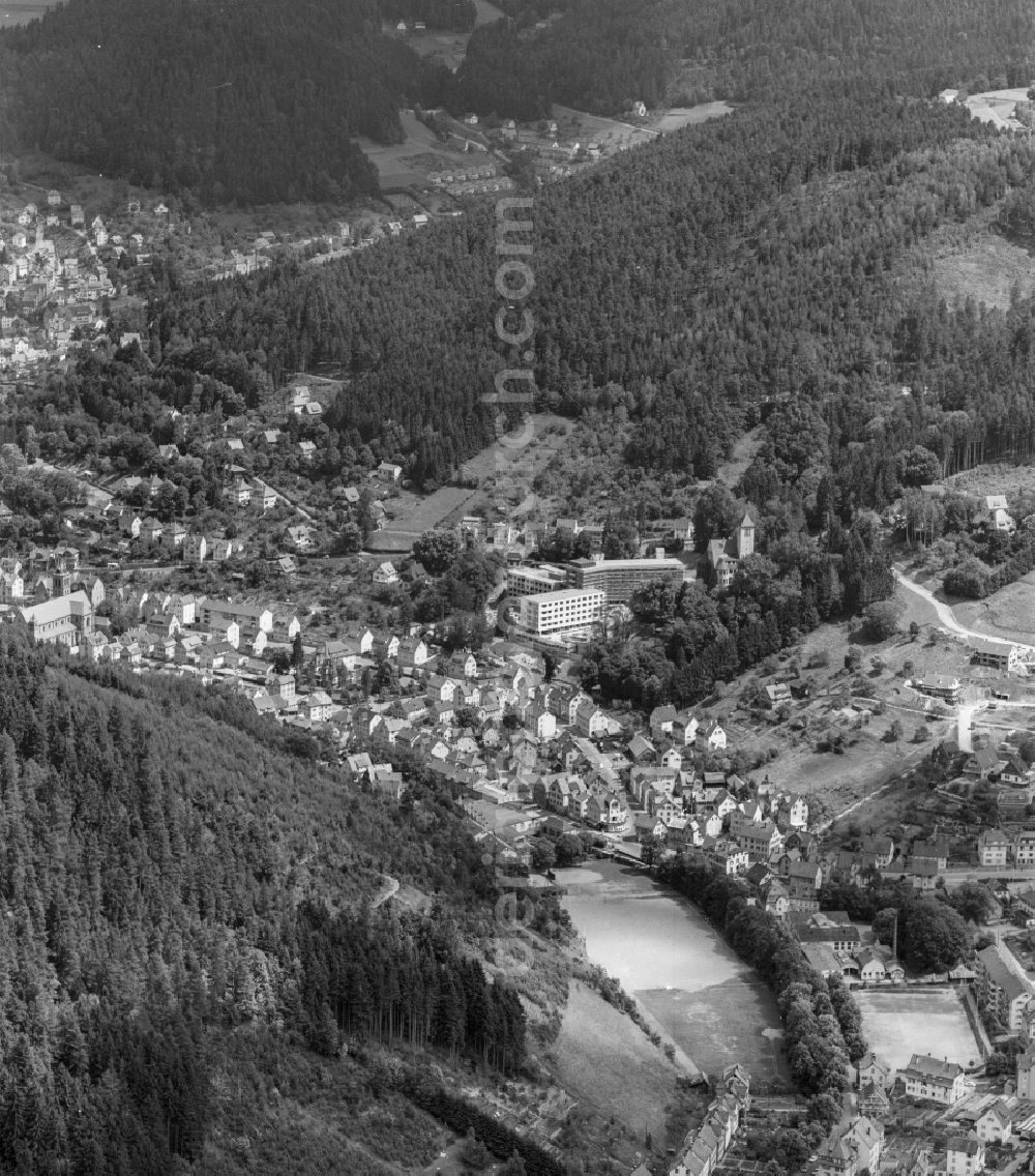 Aerial image Schramberg - City view of the inner city area in the valley surrounded by mountains in Schramberg at Schwarzwald in the state Baden-Wuerttemberg, Germany