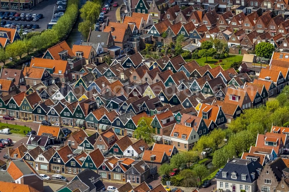 Aerial photograph Volendam - View of the town of Volendam on the coast to the IJsselmeer in Holland - Netherlands