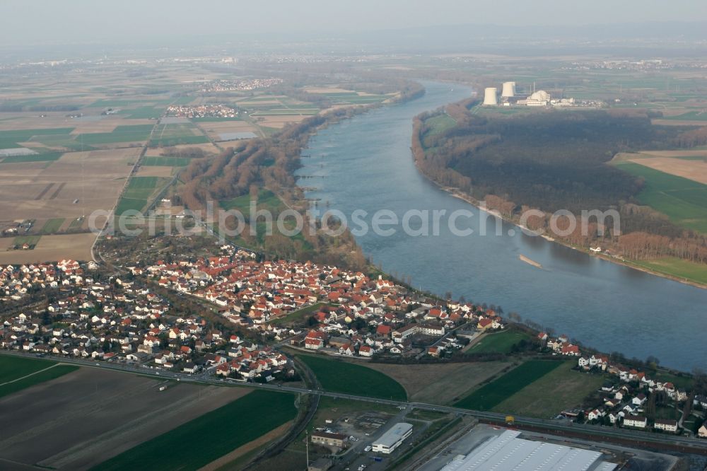 Aerial photograph Worms - Cityscape of Worms on the shore of the Rhine in the Federal State of Rhineland-Palatinate. On the opposite shore you can see the power plant Biblis