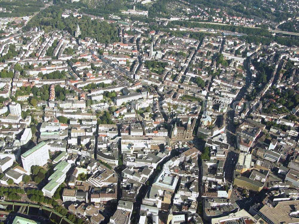 Aerial photograph Wuppertal - , Die Stadt der weltberühmten Schwebebahn hat eine ganze Menge zu bieten: Großstadt im Grünen, wirtschaftliches und kulturelles Zentrum des Bergischen Landes, Universitätsstadt, Tanztheater Pina Bausch, bedeutende Museen, Historische Stadthalle usw.