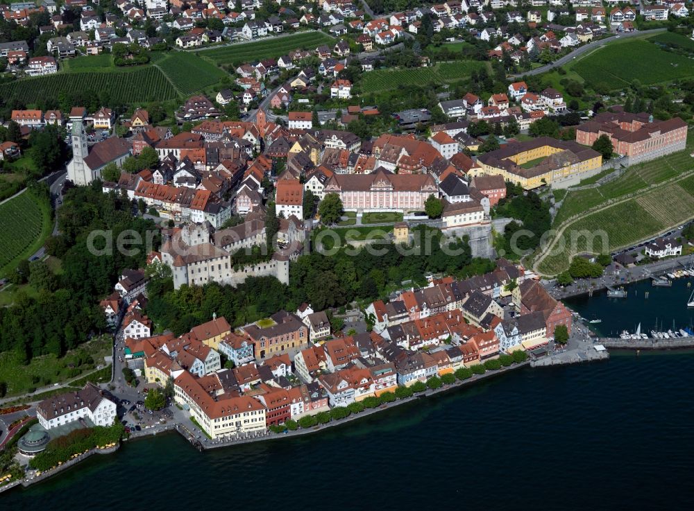 Meersburg from the bird's eye view: Cityscape from the center of Meersburg in Baden-Württemberg