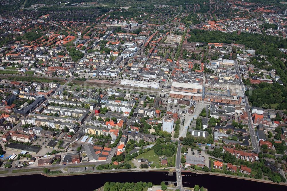 Aerial image Wilhelmshaven - City view from the center of the city of Wilhelmshaven in Lower Saxony