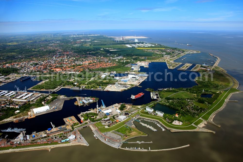 Aerial image Wilhelmshaven - City view from the center of the city of Wilhelmshaven in Lower Saxony