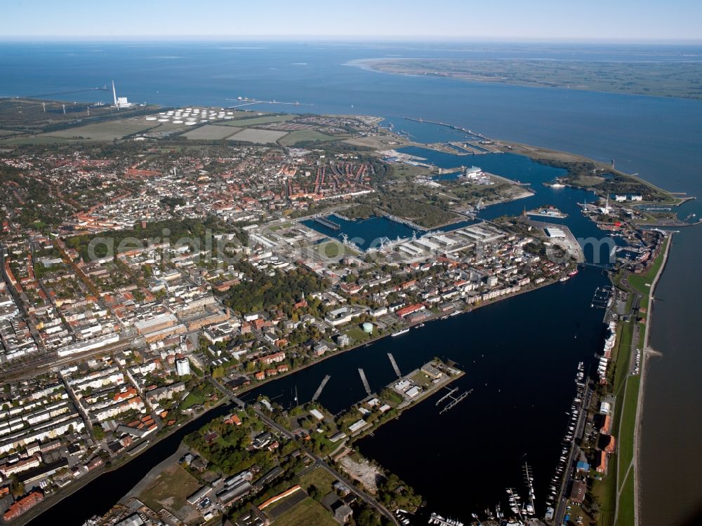 Aerial image Wilhelmshaven - City view from the center of the city of Wilhelmshaven in Lower Saxony