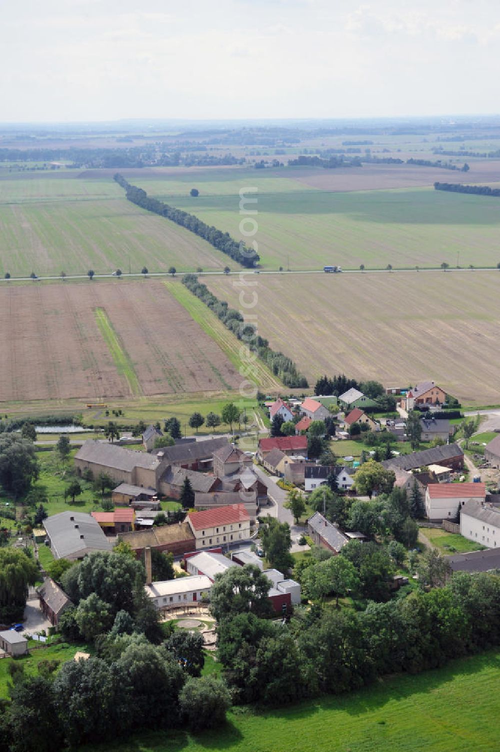 Aerial image Zschettgau - Stadtansicht von Zschettgau ein Ortsteil von Eilenburg in Sachsen. Townscape of Zschettgau a district of Eilenburg in Saxony.