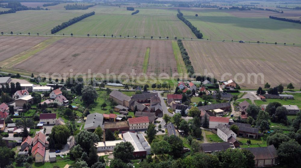 Aerial photograph Zschettgau - Stadtansicht von Zschettgau ein Ortsteil von Eilenburg in Sachsen. Townscape of Zschettgau a district of Eilenburg in Saxony.