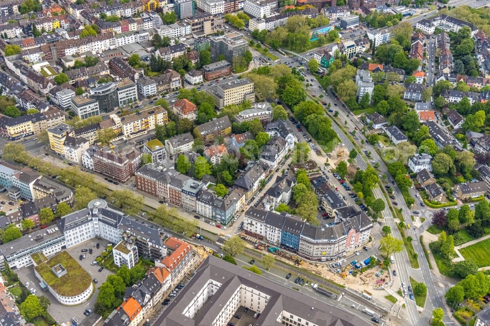 Essen from the bird's eye view: Cityscape of the district between Zweigertstrasse and Martinstrasse in the district Holsterhausen in Essen at Ruhrgebiet in the state North Rhine-Westphalia, Germany