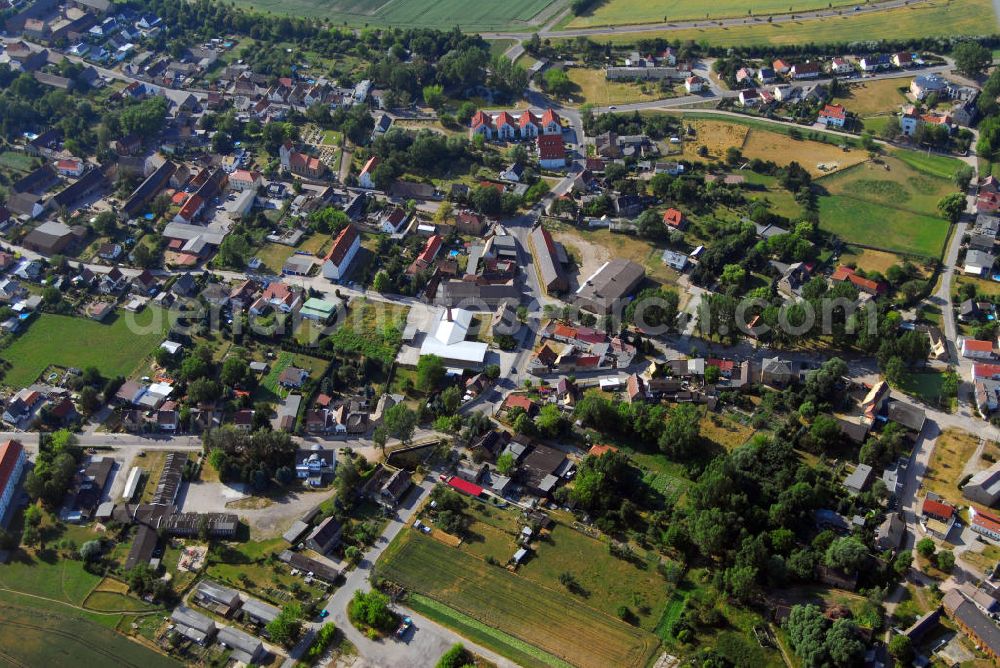 Aerial photograph Zwochau - Stadtansicht von Zwochau im Kandkreis Delitzsch. Kontakt: Gemeinde Zwochau, Hauptstr. 8, 04509 Zwochau, Tel. / Fax +49 (0)34207 72164, E-Mail: info@zwochau.de