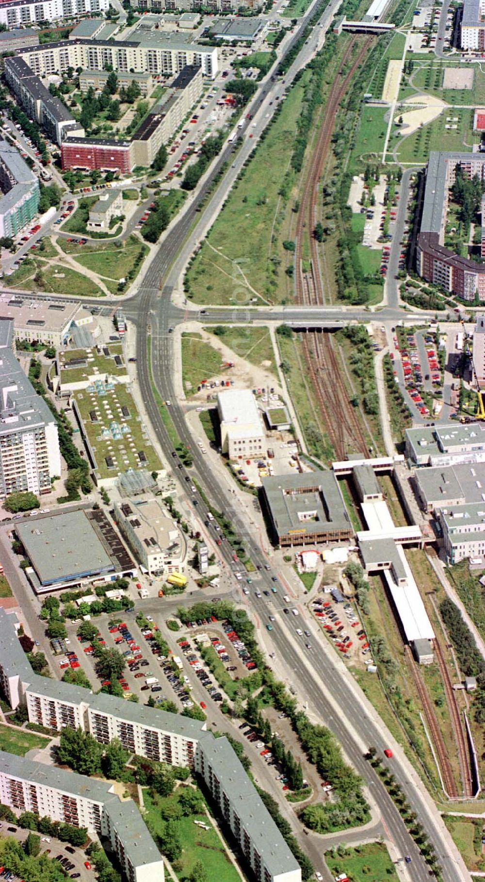 Aerial image Berlin-Hellersdorf - Stadtbereich am U-Bahnhof Berlin-Hellersdorf.