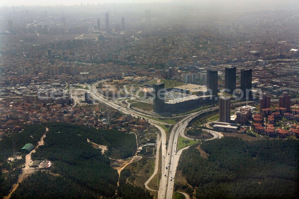 Istanbul from above - View of the district Üramiye located on the asian side in Istanbul in the Province / Il Istanbul in Turkey / Turkiye. See the newly built condominium complex Green Valley Mansion / Ye?il Vadi Konaklar?, the Cinebonus cinema, the furniture store IKEA, the European route E 80 / motorway O-2 and the center of Üramiye. cinemaximum.com.tr /