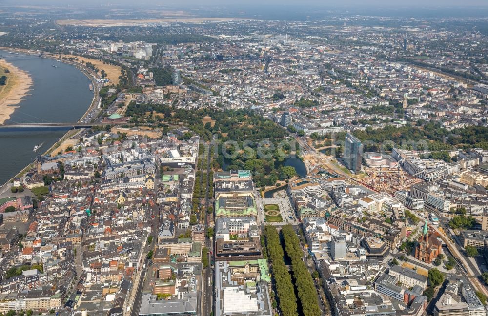 Düsseldorf from the bird's eye view: Municipality 1 in Duesseldorf, North Rhine-Westphalia, Germany