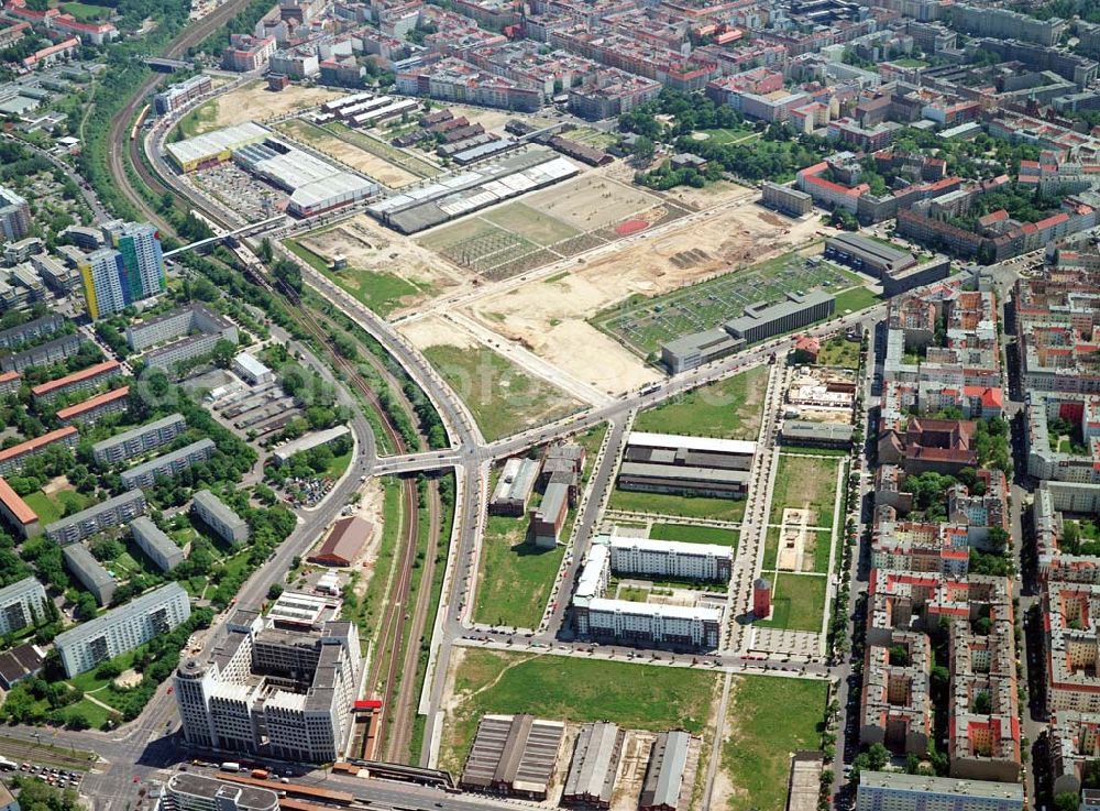 Aerial photograph Berlin-Friedrichshain - Stadtentwicklungsgebiet Eldenaer Straße/ Landsberger Allee in Berlin-Friedrichshain (Gelände der Alten Schlachthöfe)- ein Projekt der SES Stadtentwicklungsgebiet Eldenaer Straße mbH, Thaerstraße 30/31 in 10249 Berlin, Tel.: 030 42846133.