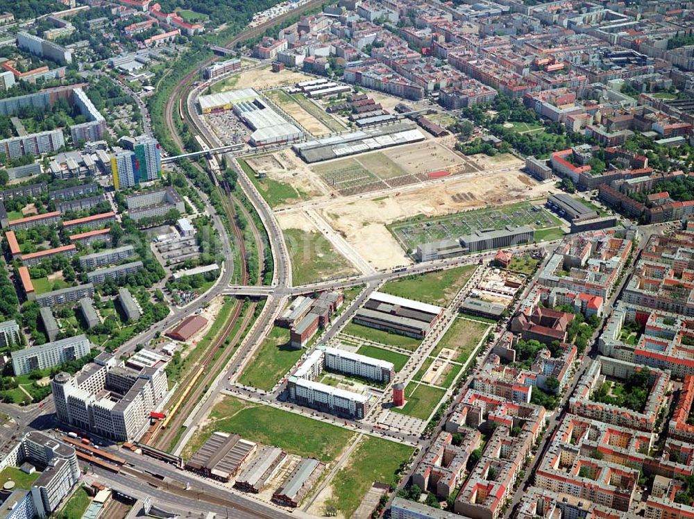 Berlin-Friedrichshain from above - Stadtentwicklungsgebiet Eldenaer Straße/ Landsberger Allee in Berlin-Friedrichshain (Gelände der Alten Schlachthöfe)- ein Projekt der SES Stadtentwicklungsgebiet Eldenaer Straße mbH, Thaerstraße 30/31 in 10249 Berlin, Tel.: 030 42846133.