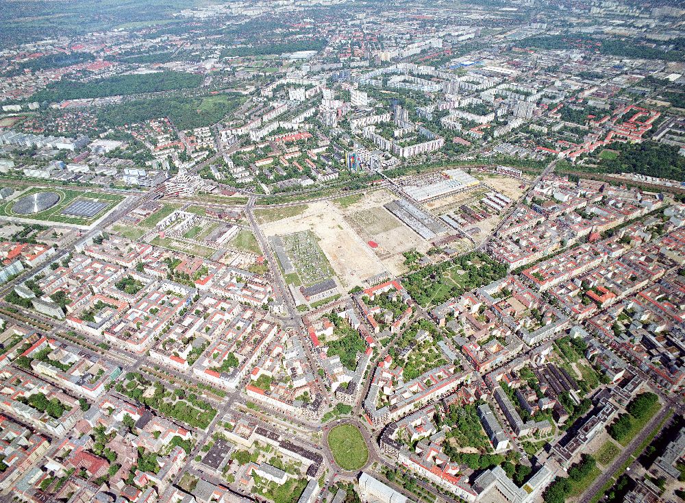 Aerial photograph Berlin-Friedrichshain - Stadtentwicklungsgebiet Eldenaer Straße/ Landsberger Allee in Berlin-Friedrichshain (Gelände der Alten Schlachthöfe)- ein Projekt der SES Stadtentwicklungsgebiet Eldenaer Straße mbH, Thaerstraße 30/31 in 10249 Berlin, Tel.: 030 42846133.