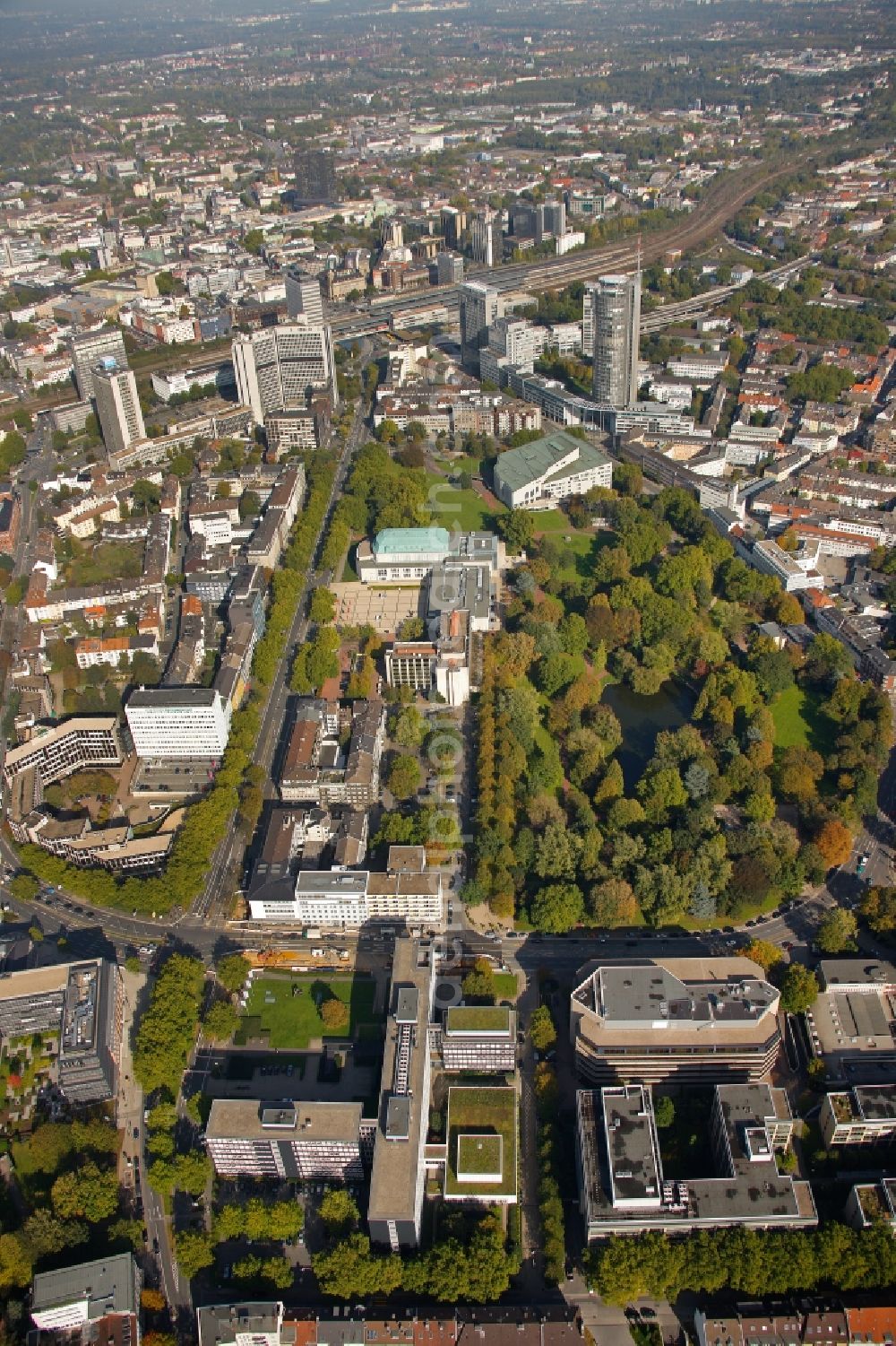 Essen from above - View of the municipal garden in Essen in the state North Rhine-Westphalia