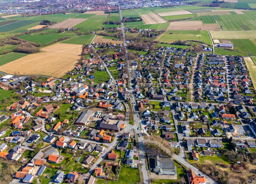 Aerial image Ampen - Urban area with outskirts and inner city area on the edge of agricultural fields and arable land in Ampen at Ruhrgebiet in the state North Rhine-Westphalia, Germany