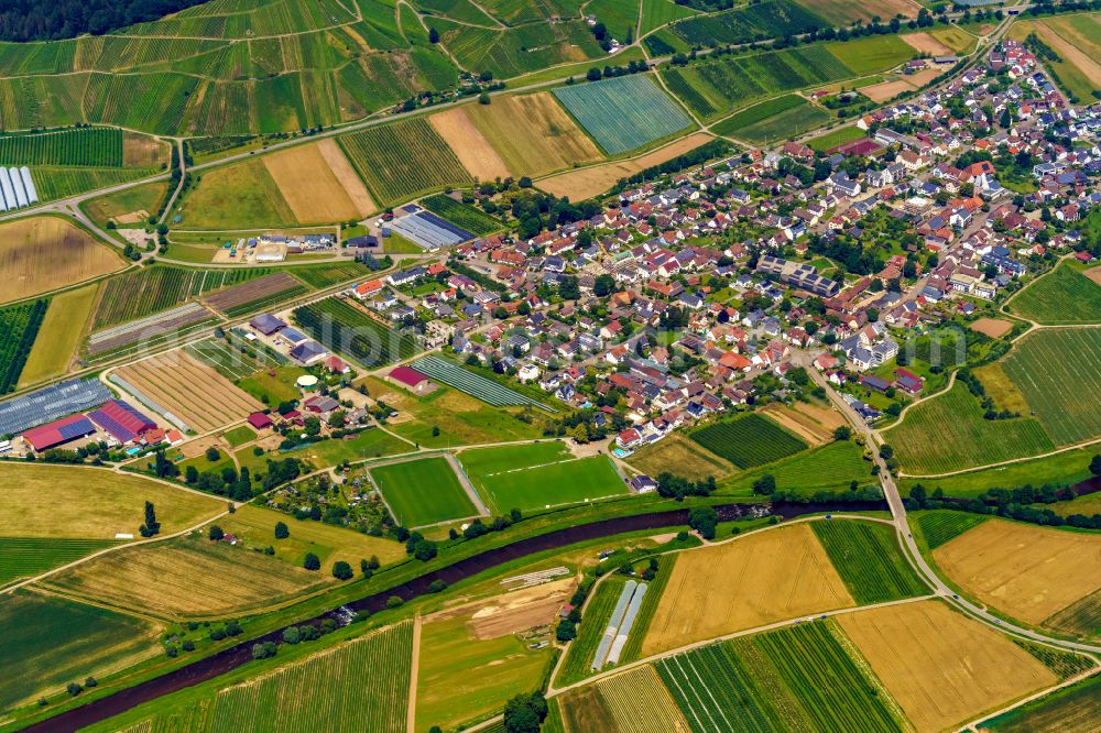 Aerial photograph Buchholz - Urban area with outskirts and inner city area on the edge of agricultural fields and arable land in Buchholz in the state Baden-Wuerttemberg, Germany