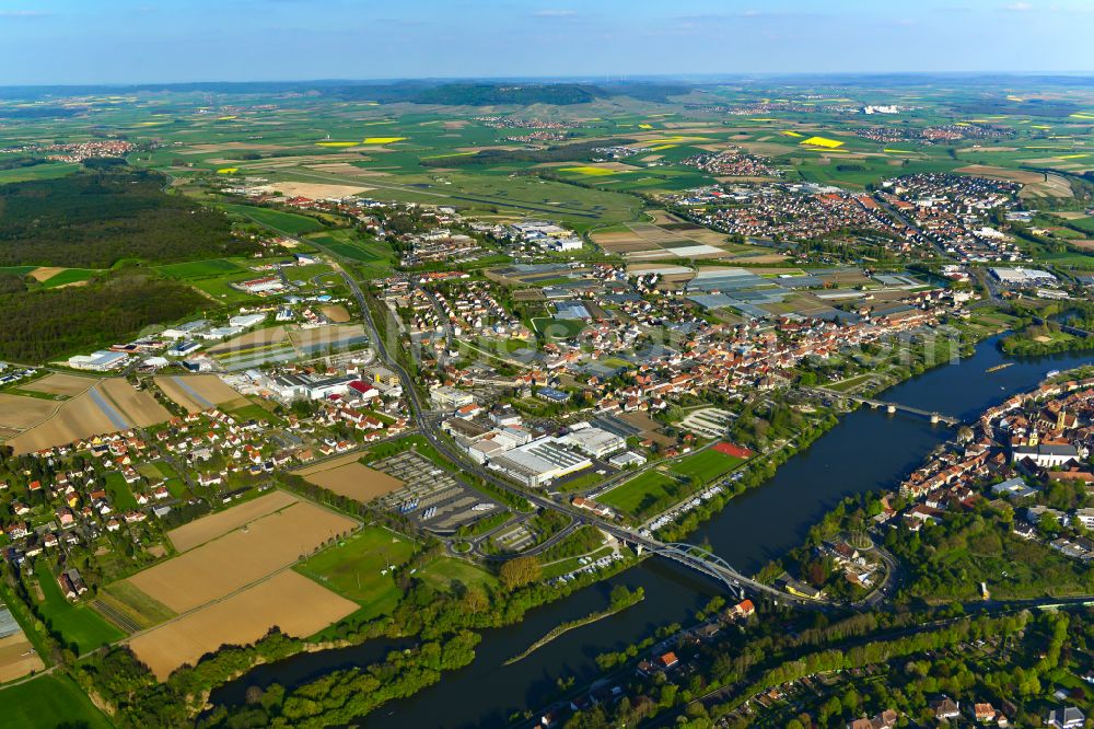 Etwashausen from the bird's eye view: Urban area with outskirts and inner city area on the edge of agricultural fields and arable land in Etwashausen in the state Bavaria, Germany