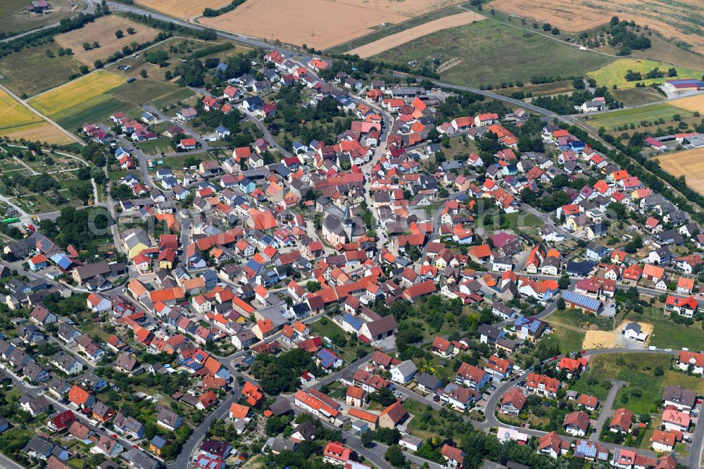 Aerial photograph Gerchsheim - Urban area with outskirts and inner city area on the edge of agricultural fields and arable land in Gerchsheim in the state Baden-Wuerttemberg, Germany