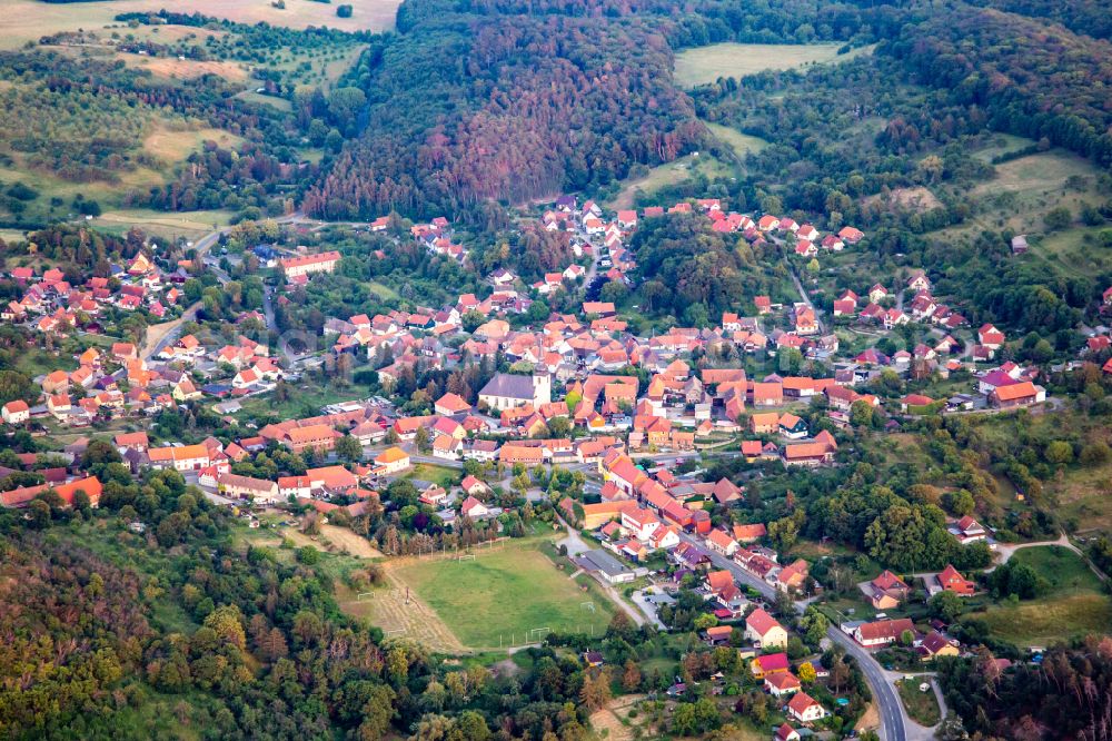 Heimburg from the bird's eye view: Urban area with outskirts and inner city area on the edge of agricultural fields and arable land in Heimburg in the state Saxony-Anhalt, Germany