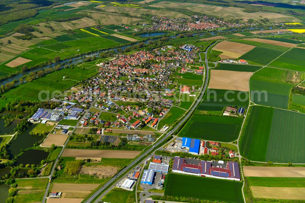 Marktsteft from the bird's eye view: Urban area with outskirts and inner city area on the edge of agricultural fields and arable land in Marktsteft in the state Bavaria, Germany