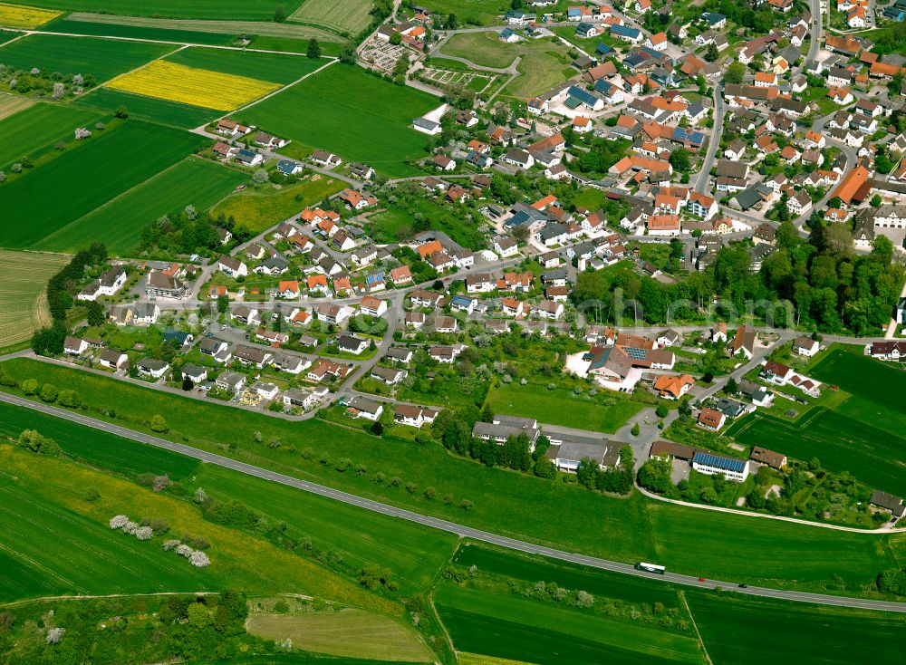 Aerial photograph Oberdischingen - Urban area with outskirts and inner city area on the edge of agricultural fields and arable land in Oberdischingen in the state Baden-Wuerttemberg, Germany