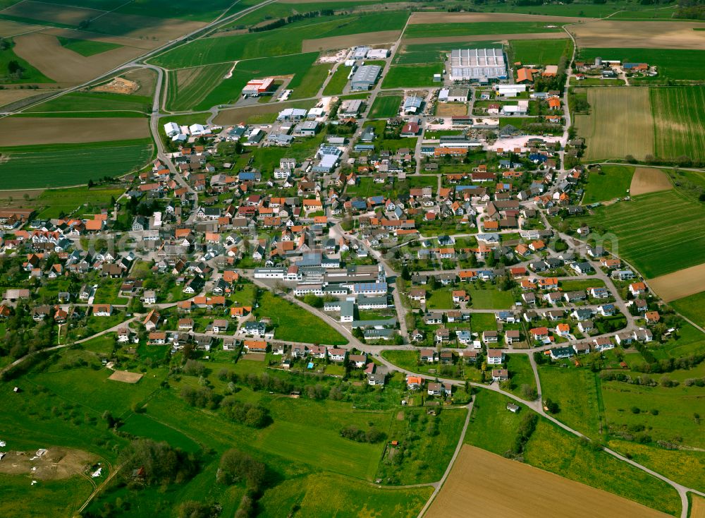 Sontheim from the bird's eye view: Urban area with outskirts and inner city area on the edge of agricultural fields and arable land in Sontheim in the state Baden-Wuerttemberg, Germany