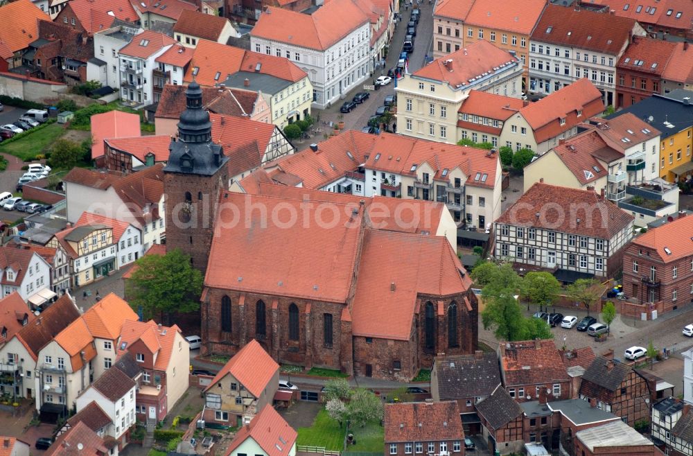 Hansestadt Havelberg from the bird's eye view: View of the St. Lawrence's Church on city island in the Hansestadt Havelberg in Saxony-Anhalt