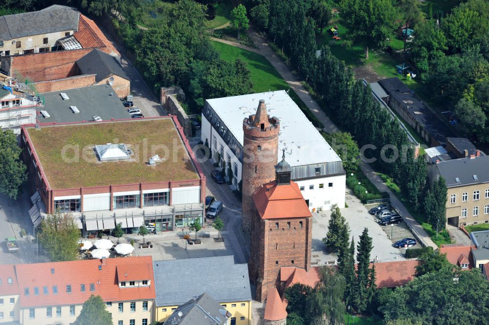 Bernau from above - Blick auf das Stadtmauer mit Steintor und Hungerturm in Bernau an der Stadthalle. The city wall with stone gate in Bernau.