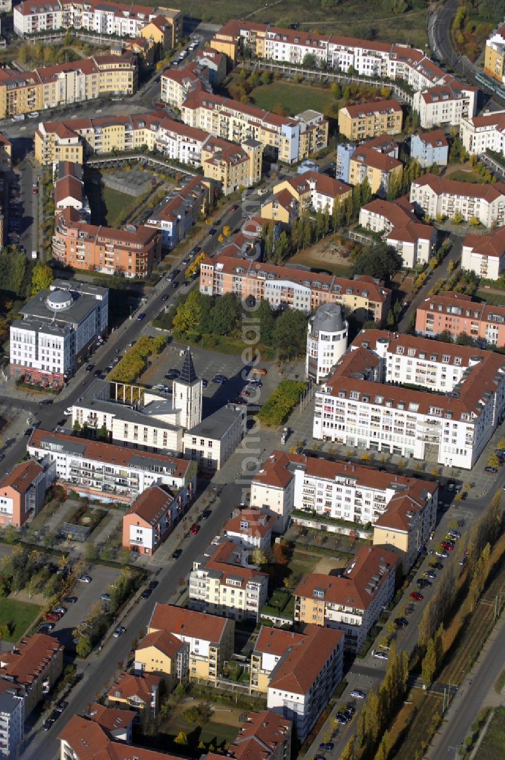 Potsdam from the bird's eye view: Outskirts residential Kirchsteigfeld in Potsdam in the state Brandenburg, Germany