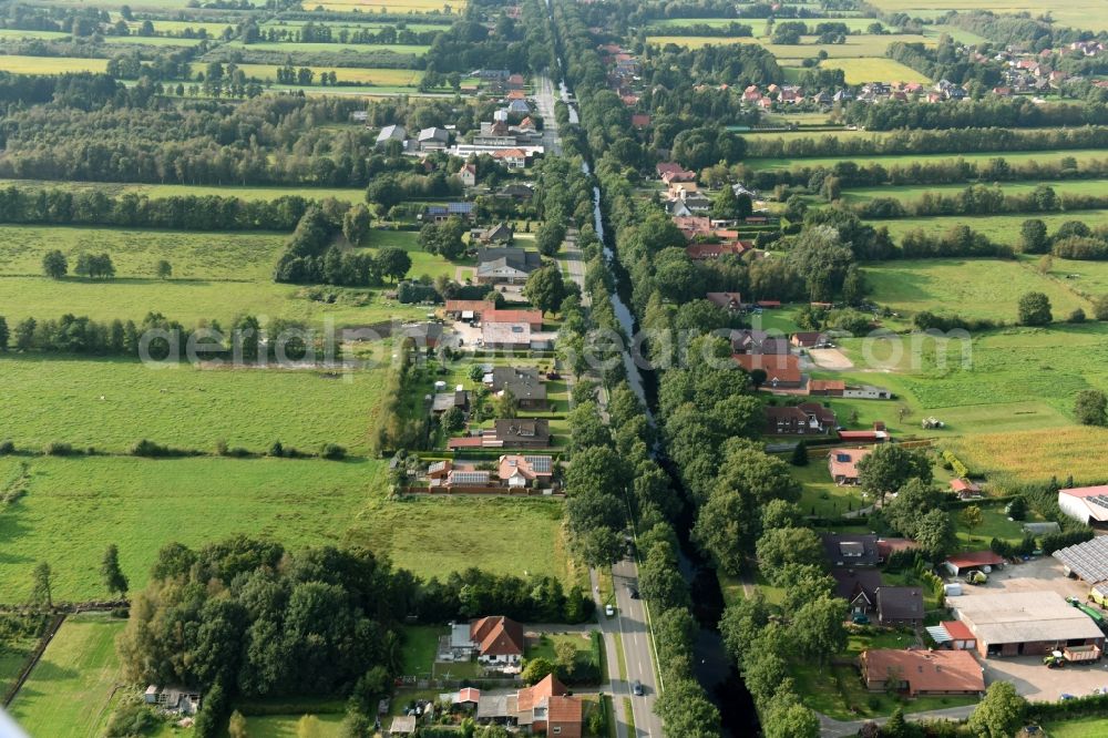 Aerial photograph Barßel - Outskirts residential on Oldenburger Strasse in Barssel in the state Lower Saxony