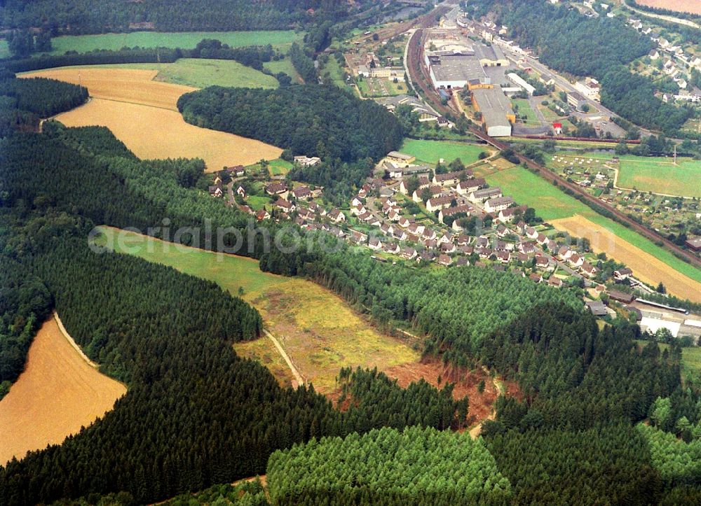 Aerial photograph Finnentrop - Outskirts residential in Finnentrop in the state North Rhine-Westphalia