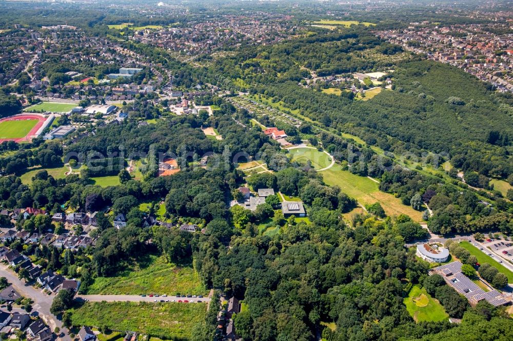 Bottrop from above - Outskirts residential in Bottrop in the state North Rhine-Westphalia