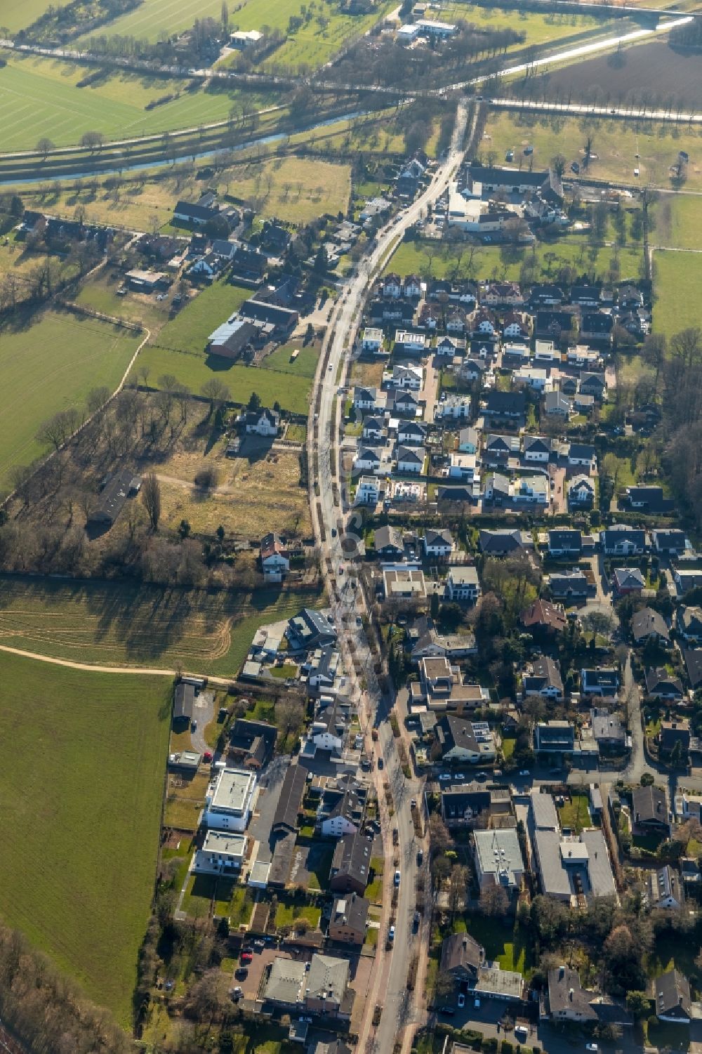 Aerial image Dinslaken - Outskirts residential in Dinslaken in the state North Rhine-Westphalia, Germany