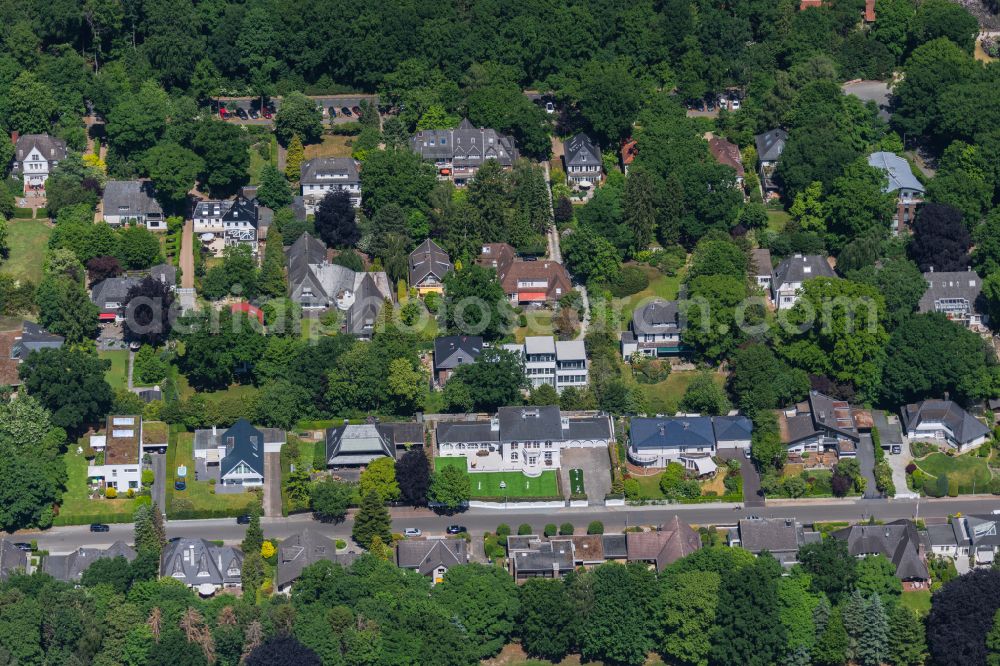 Bremen from above - Outskirts and suburban residential areas with single-family houses and villas on Marcusallee and Deliusweg in Bremen, Germany