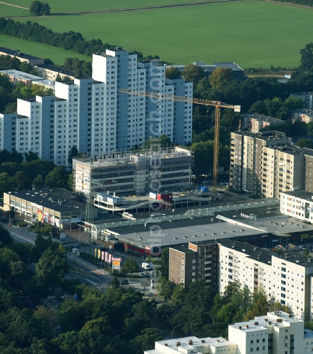 Hamburg from the bird's eye view: Construction site of the Depenbrock Bau GmbH & Co. KG for the restoration of the Soziales Dienstleistungszentrum Altona-West in the outskirts residential areas in Hamburg