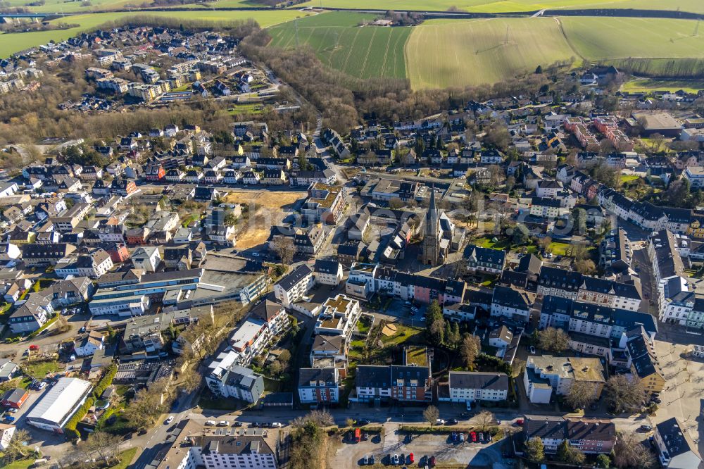 Heiligenhaus from the bird's eye view: Outskirts residential in Heiligenhaus at Ruhrgebiet in the state North Rhine-Westphalia, Germany