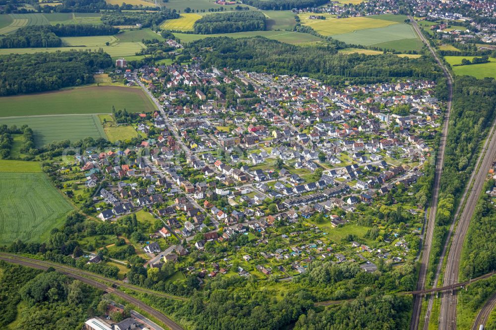 Lohauserholz from the bird's eye view: Outskirts residential in Lohauserholz in the state North Rhine-Westphalia, Germany