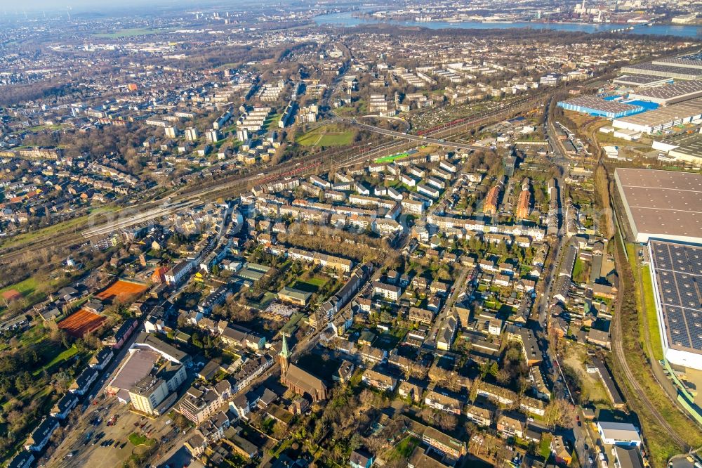 Aerial image Duisburg - Outskirts residential in the district Friemersheim in Duisburg in the state North Rhine-Westphalia, Germany