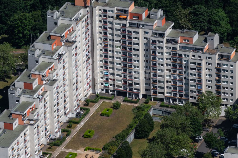 Bremen from above - Outskirts residential in the district Tenever in Bremen, Germany