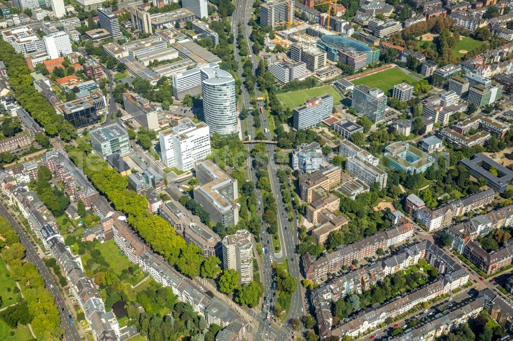 Düsseldorf from the bird's eye view: Outskirts residential rund um die Danziger Str. in Duesseldorf in the state North Rhine-Westphalia, Germany