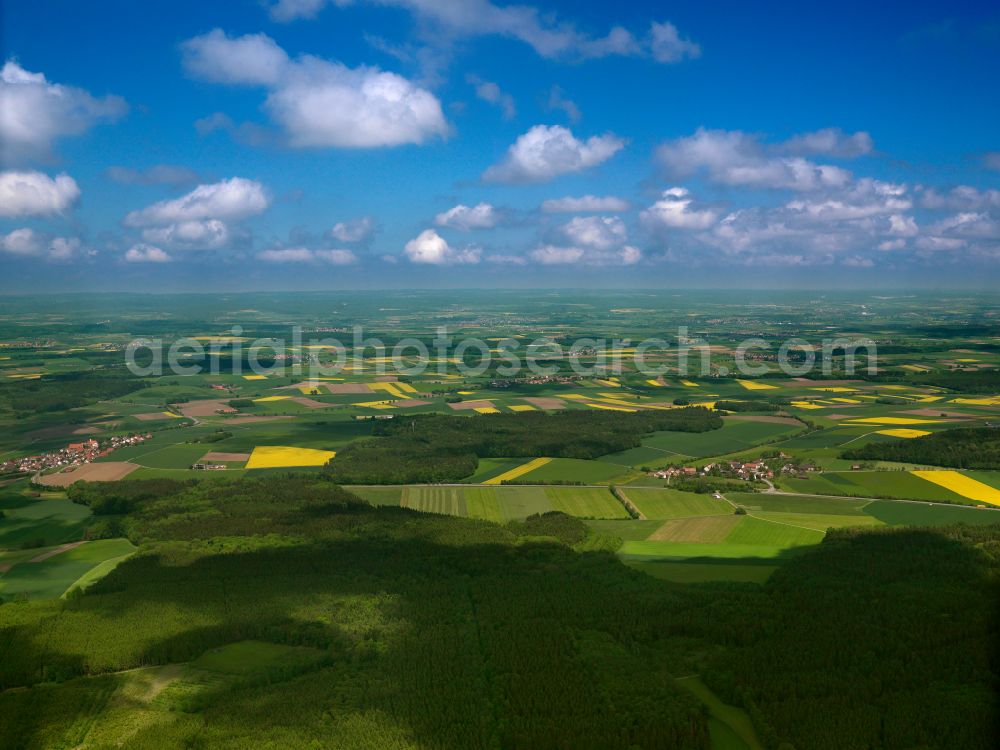 Aerial image Attenweiler - City view from the outskirts with adjacent agricultural fields in Attenweiler in the state Baden-Wuerttemberg, Germany