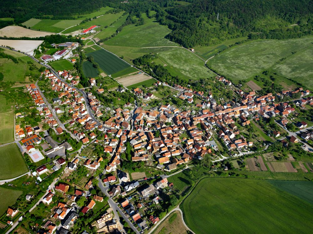 Aerial image Großbartloff - City view from the outskirts with adjacent agricultural fields in Großbartloff in the state Thuringia, Germany