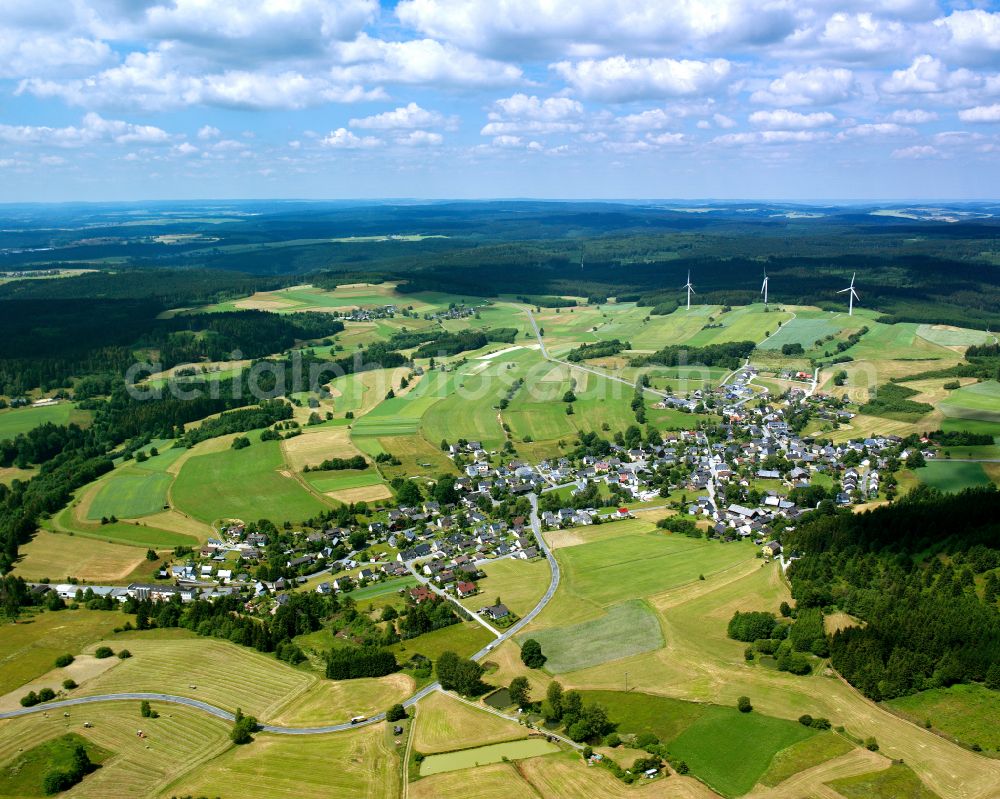 Aerial photograph Langenbach - City view from the outskirts with adjacent agricultural fields in Langenbach in the state Bavaria, Germany