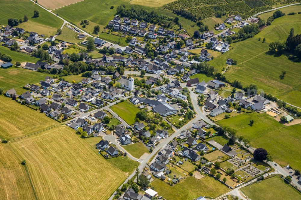 Aerial image Niedersalwey - City view from the outskirts with adjacent agricultural fields in Niedersalwey in the state North Rhine-Westphalia, Germany