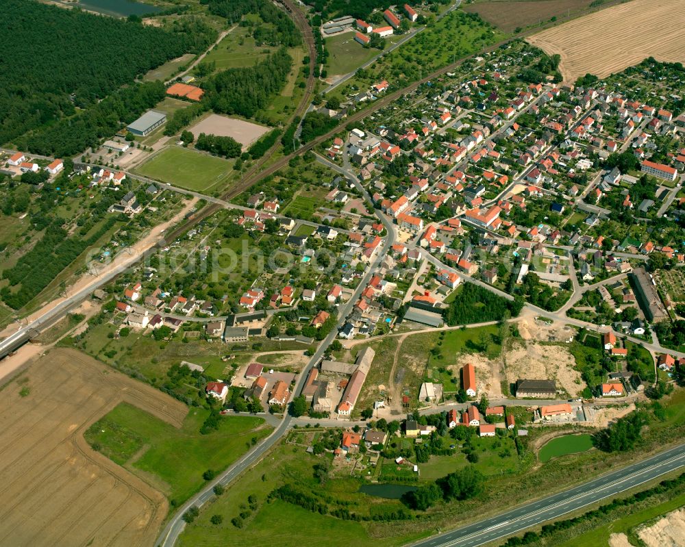 Aerial image Röderau - City view from the outskirts with adjacent agricultural fields in Röderau in the state Saxony, Germany