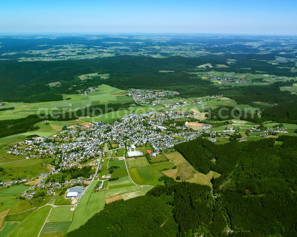 Schwarzenbach am Wald from the bird's eye view: City view from the outskirts with adjacent agricultural fields in Schwarzenbach am Wald in the state Bavaria, Germany