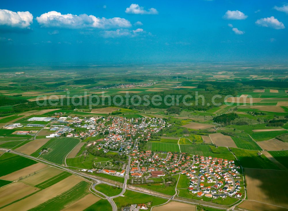 Sontheim from the bird's eye view: City view from the outskirts with adjacent agricultural fields in Sontheim in the state Baden-Wuerttemberg, Germany